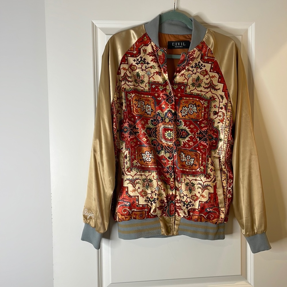 Turkmen style over jacket